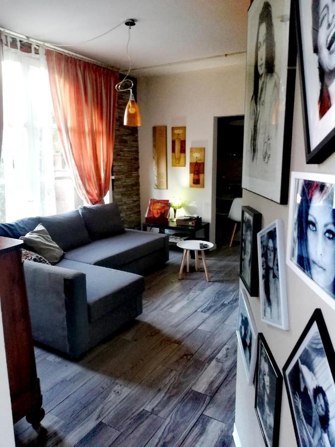 Casolare Isabella "Il Rifugio Dei Vinili" And Alice'S Room ปอนซาคโค ภายนอก รูปภาพ
