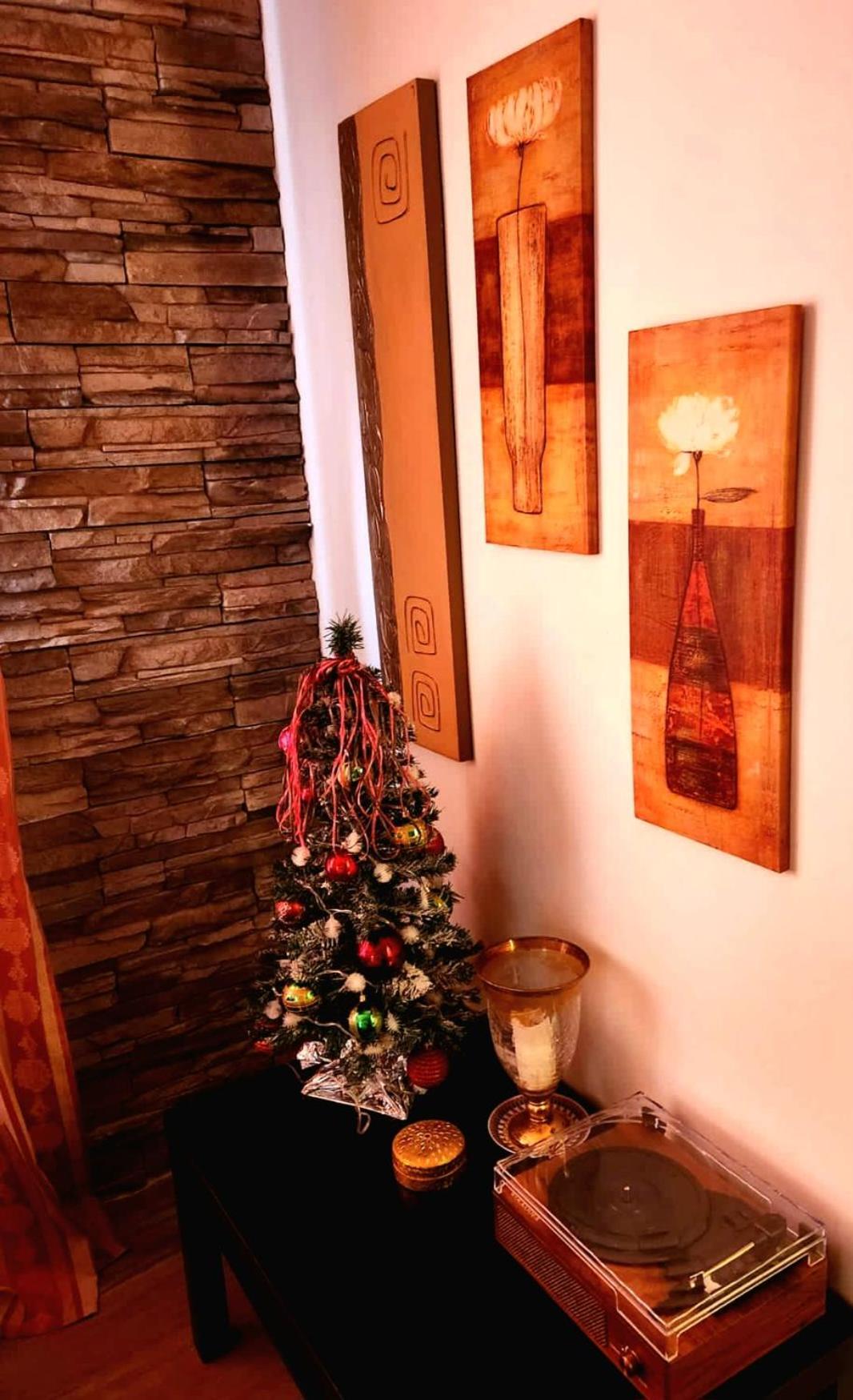 Casolare Isabella "Il Rifugio Dei Vinili" And Alice'S Room ปอนซาคโค ห้อง รูปภาพ